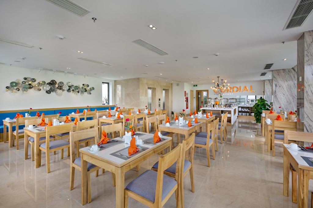 Khách hàng phần mềm quản lý khách sạn OnePMS