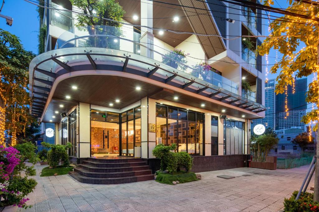 Khách hàng phần mềm quản lý khách sạn OnePMS