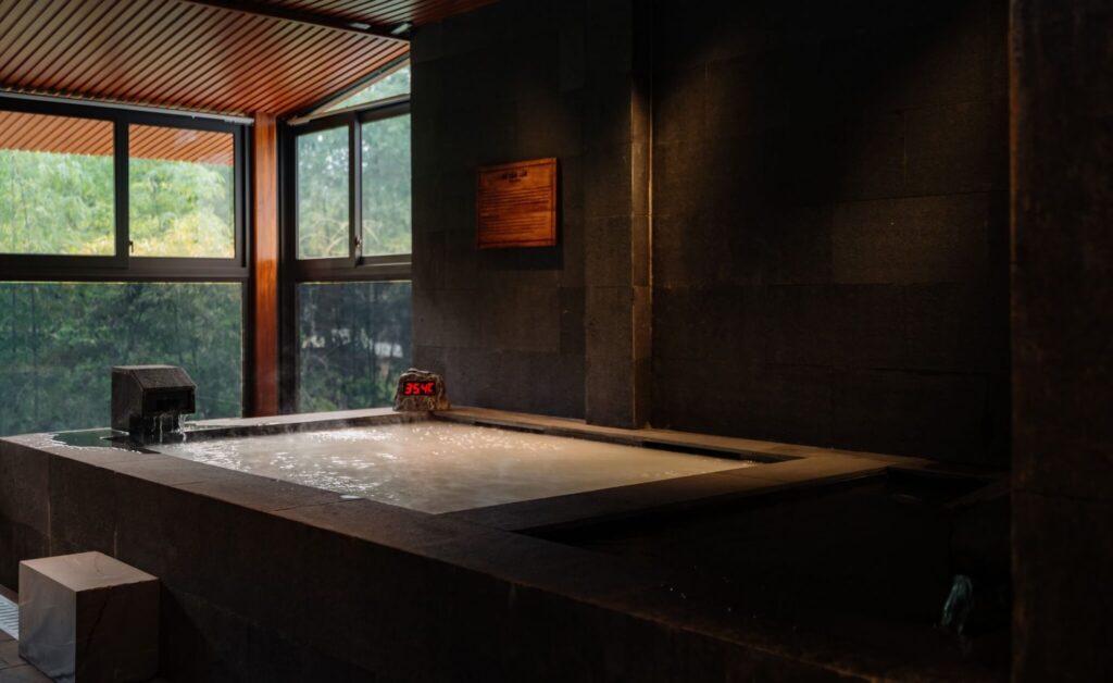 Phần mềm quản lý khách sạn