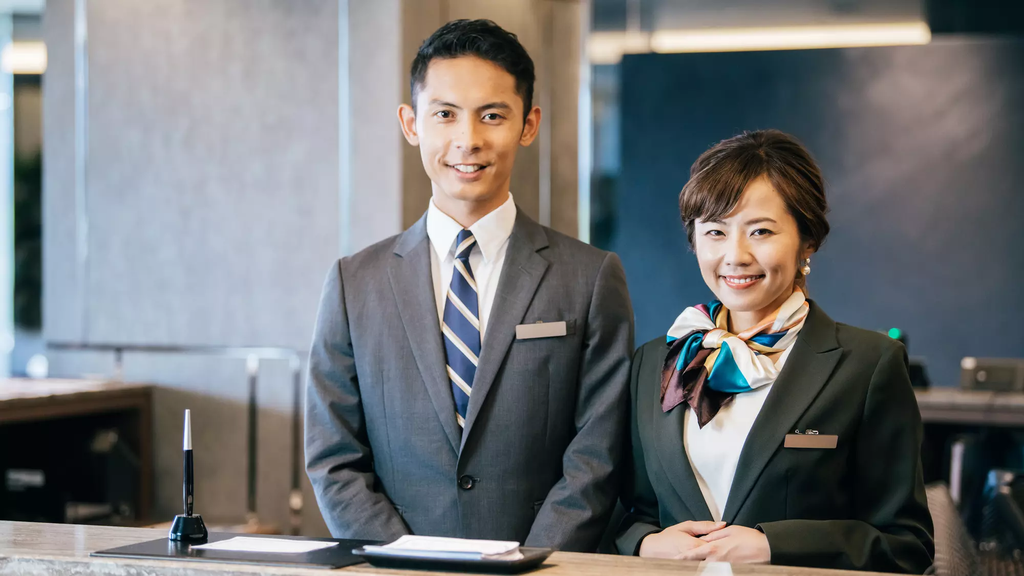 nghề lễ tân khách sạn 