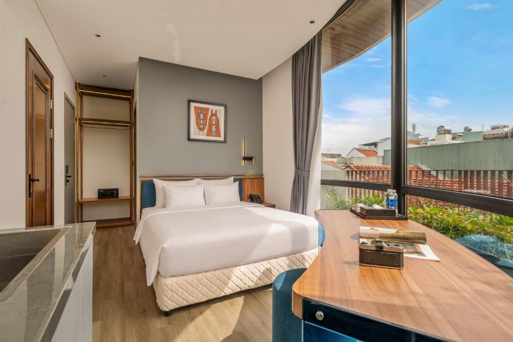 xhome hotel